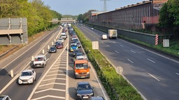 Im Berufsverkehr brauchen einige Autofahrer eine Stunde für eine Strecke von zehn Minuten