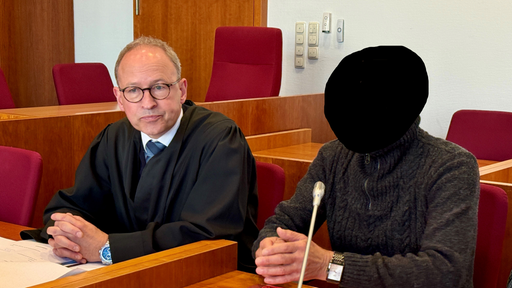 Der Angeklagte im Mordprozess im Landgericht in Bonn.