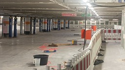 Sanierungsarbeiten im Untergeschoss der Kölner Domplatte