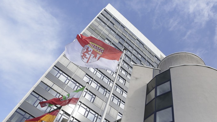 Außenansicht der Fassade des Kreishauses des Oberbergischen Kreises