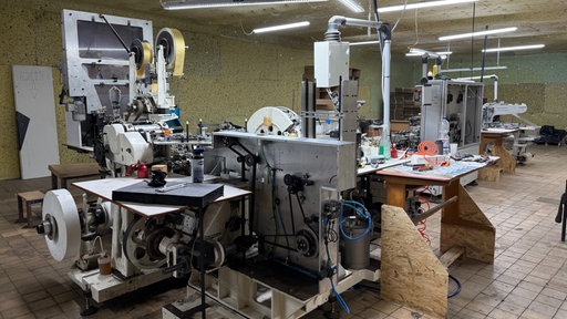 Produktionsanlagen zur Herstellung und Verpackung von Zigaretten