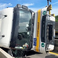 Der umgekippte Lkw auf der A4