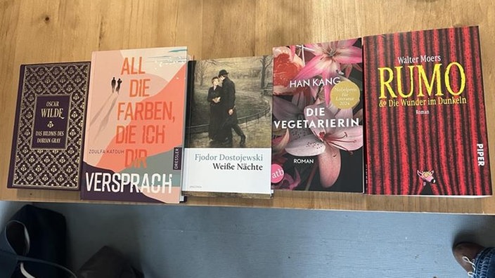 Im Leseclub besprechen Mütter jeden Monat ein neues Buch