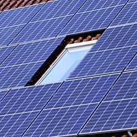 Solaranlagen auf einem Dach