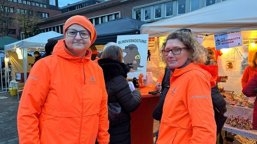 Das Bild zeigt Anja Daniel-Appelmann und Nicole Appelmann von den Mülheimer Maulwürfen.