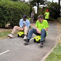 Start beim Bobbycar-Rennen-Rekordversuch auf dem Spielplatz Eskenhof in Essen-Überruhr am 28.08.25