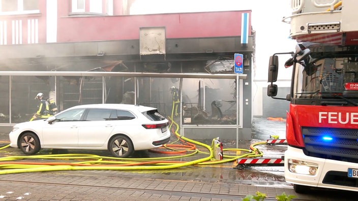 Discounter in Bochum brennt vollständig aus