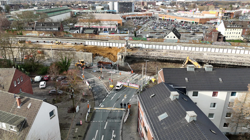 Brückenabriss der Autobahnbrücke in Oberhausen 