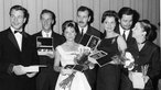 Die Preisträger des Deutschen Filmpreises im Juni 1960. Von l. n. r.: Götz George, Hanns Lothar, Cordula Trantow, Bernhard Wicki, Nadja Tiller, Walter Giller und Edith Schultze-Westrum.