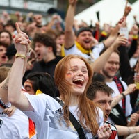 Fans beim Public Viewing in Herten am 14.06.2026