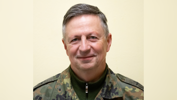 Portrait von Winfried Moselewski in Uniform