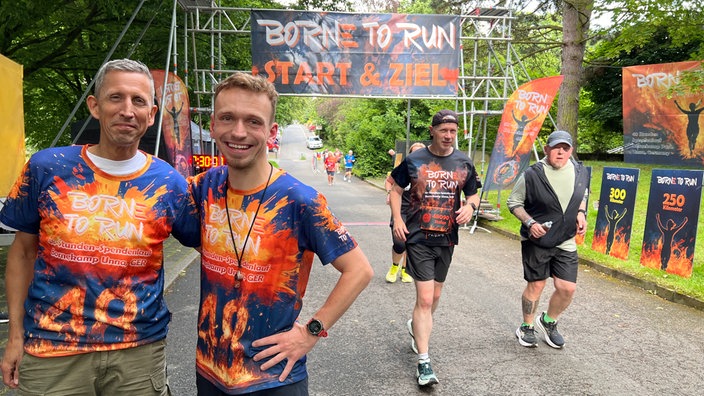 Die beiden Organisatoren des Borne-to-Run-Spendenlaufs: Mario Windelschmidt und Jan-Philipp Struck 