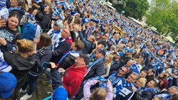 MSV Duisburg Fans feiern Aufstieg