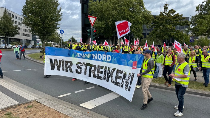 Warnstreik beim TÜV Nord in Essen