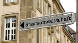 Bild: Schild mit Staatsanwaltschaft in Mönchengladbach