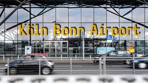 Flughafen Eingang Köln/Bonn