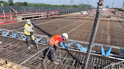 Baustelle auf der Emschertalbrücke der A43