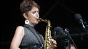 Saxofonistin Karolina Strassmayer