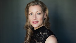 Jennifer Holloway Portrait