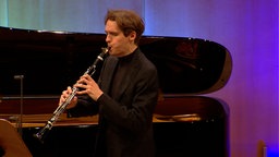 Lewin Kniesel spielt Fagott