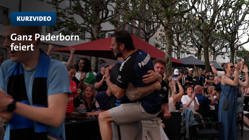 So feierten die Paderborn-Fans den Aufstieg in die Fußball-Bundesliga