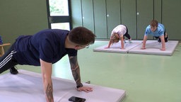 Bewegungstraining für Emma und Philipp