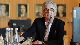 Elfriede Sauerwein-Braksiek, ehemalige technische direktorin des Landesbetriebs Straßen NRW, vor dem Untersuchungsausschuss zur Rahmedetalbrücke