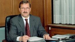 Harald Schartau in seiner Zeit als NRW-Arbeitsminister im Jahr 2000