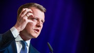 Henning Höne, Landesvorsitzender der FDP Nordrhein-Westfalen, spricht auf dem Landesparteitag der FDP Niedersachsen.