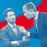 Martin Vincentz und Björn Höcke vor dem Logo der AfD