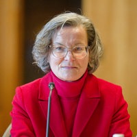 Ina Scharrenbach im NRW-Landtag, Aufnahme vom 14.02.2025