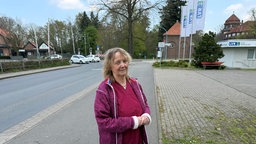 Ines Josten, Krankenschwester vor dem LVR-Klinik Bedburg-Hau