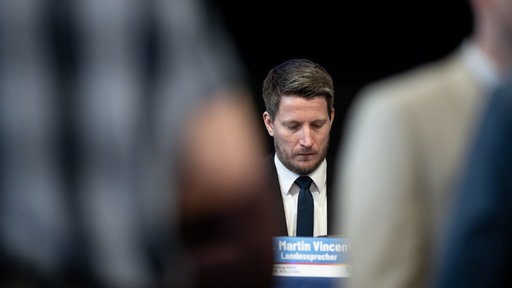 AfD-Landesvorsitzender Martin Vincentz zu Beginn des Landesparteitags in Marl