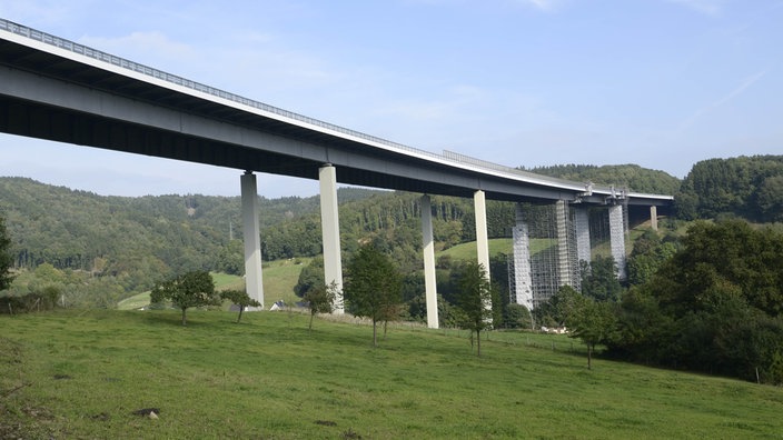 Zu sehen ist die Wiehltalbrücke
