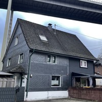 Wohnen unter der Wiehltalbrücke