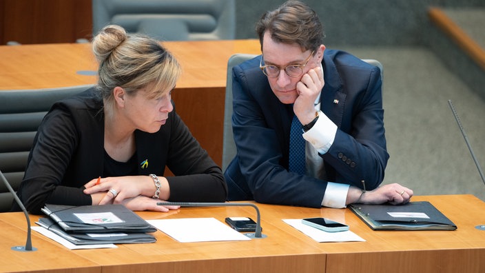Hendrik Wüst und Mona Neubaur