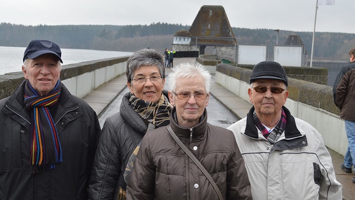 Spaziergang über die Sperrmauer 