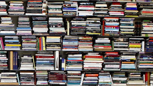 Bücherwand