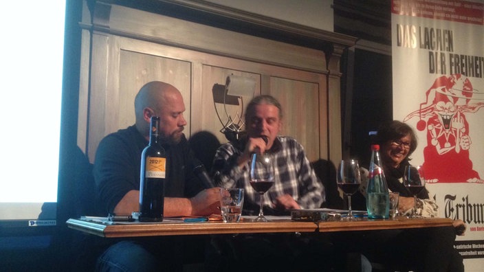 Boris Dežulović i Predrag Lucić na promociji Feral Tribuna uz Alidu Bremer u Franfkurtu