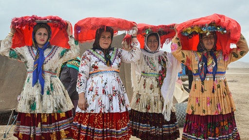Li Bakurê Xorasan'ê Jinên Kurd