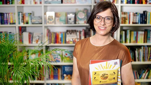Aspasia Ouliou Bibliomagia