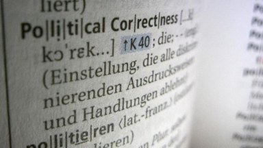 Stranica rečnika sa terminom "Political Correctness"