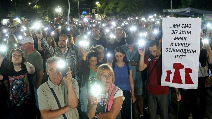 Da li je Srbija pred turbulentnom jeseni?