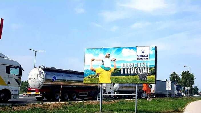 Bilbord "Dobro došli u domovinu"