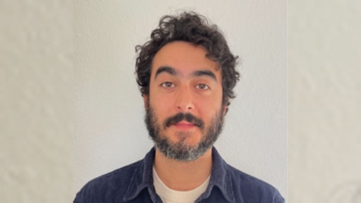 Alessandro Foti, Biologe und Autor über Auswanderung von jungen ital. AkademikerInnen