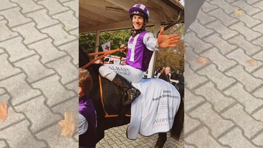 Michael Cadeddu, italienischem Jockey in Düsseldorf