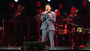 Rubén Blades tritt im Rahmen seiner "Welcome To The Show"-Tour am 15. Mai 2025 im Kaseya Center in Miami, Florida, auf.