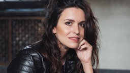 Yasmin Shakarami ist Autorin von "Tokioregen" und "Sturmflirren"