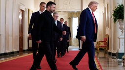 US-Präsident Donald Trump mit dem ukrainischen Präsidenten Wolodymyr Selenskyj