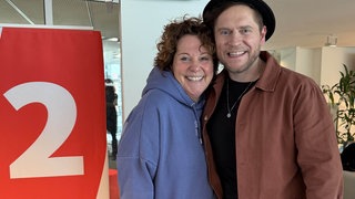 Johannes Oerding mit WDR 2 Moderatorin Steffi Neu